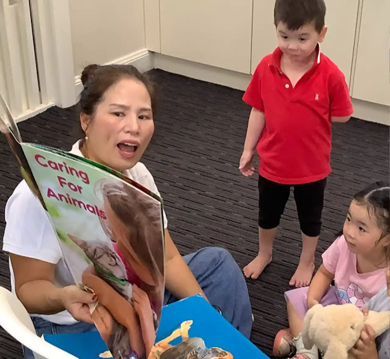 sophie educators and children 6